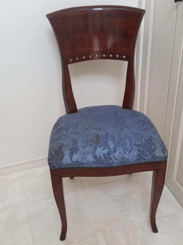 イタリア家具の椅子