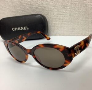 CHANEL シャネル サングラス ケース付き